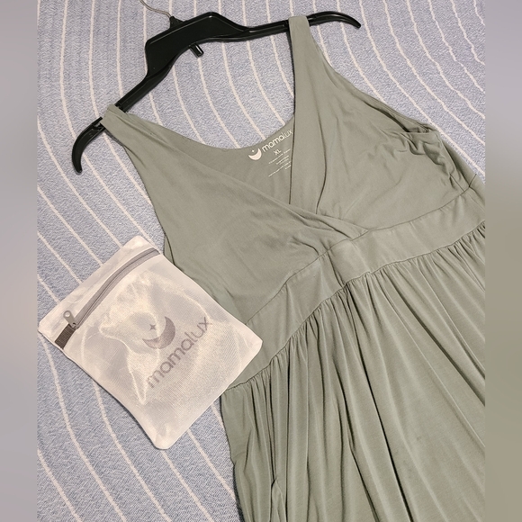Mamalux Leakproof Lounge Dress XL Sage Green with Unopened New Nursing Pads - Picture 3 of 5